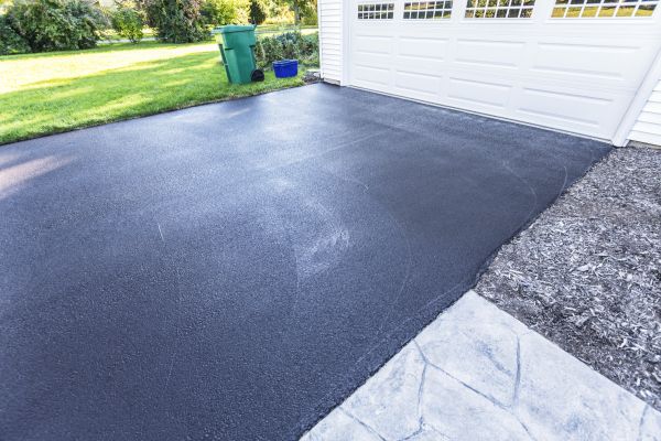Cost of Blacktop Driveway Service in Elk Grove
