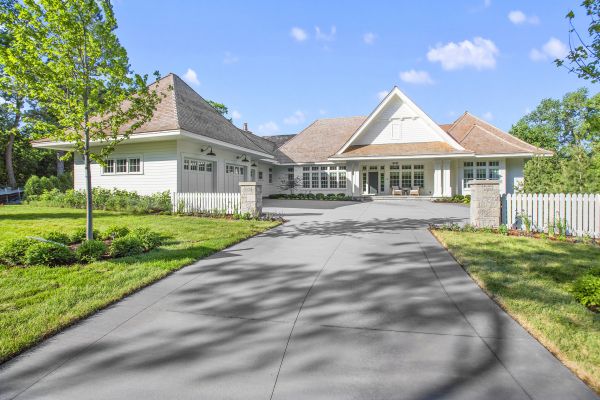 Tar And Chip Service in Elk Grove
