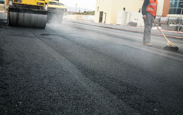 Cost of Asphalt Road Installation in Elk Grove